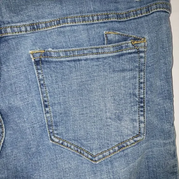 FREE PEOPLE Distressed with Holes Denim Flare Jeans Womens Size 30 - Picture 4 of 11
